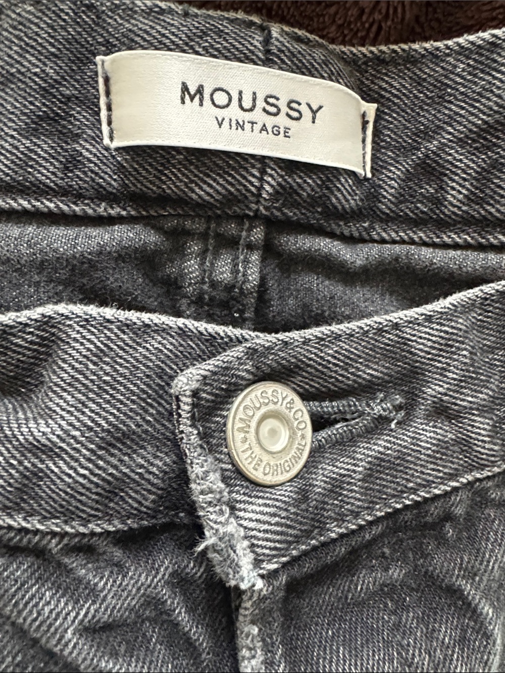 MOUSSY Vintage Kelley Tapered Jeans in a faded black wash.
